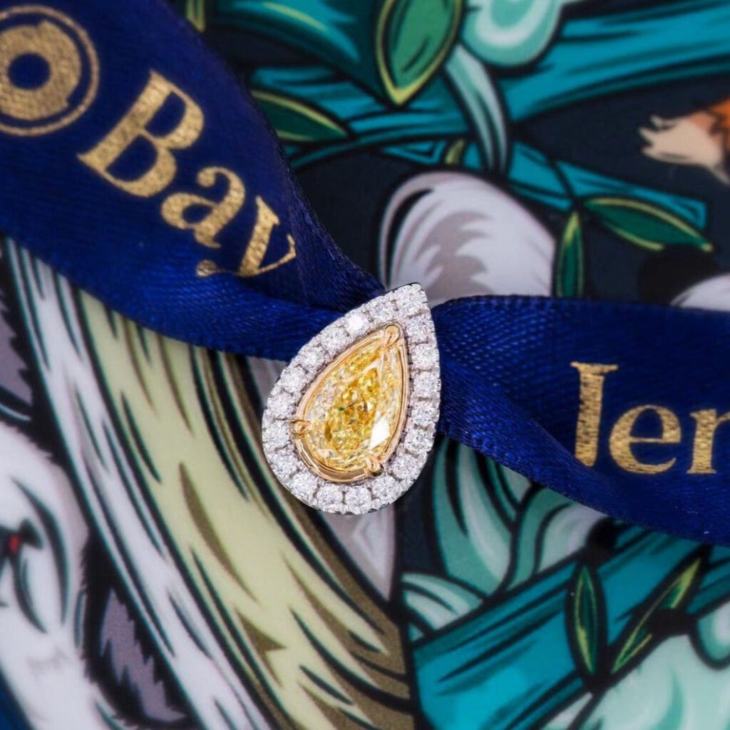 Pear shaped Fancy yellow diamond halo pendants sydey Luxury jewelry on sale