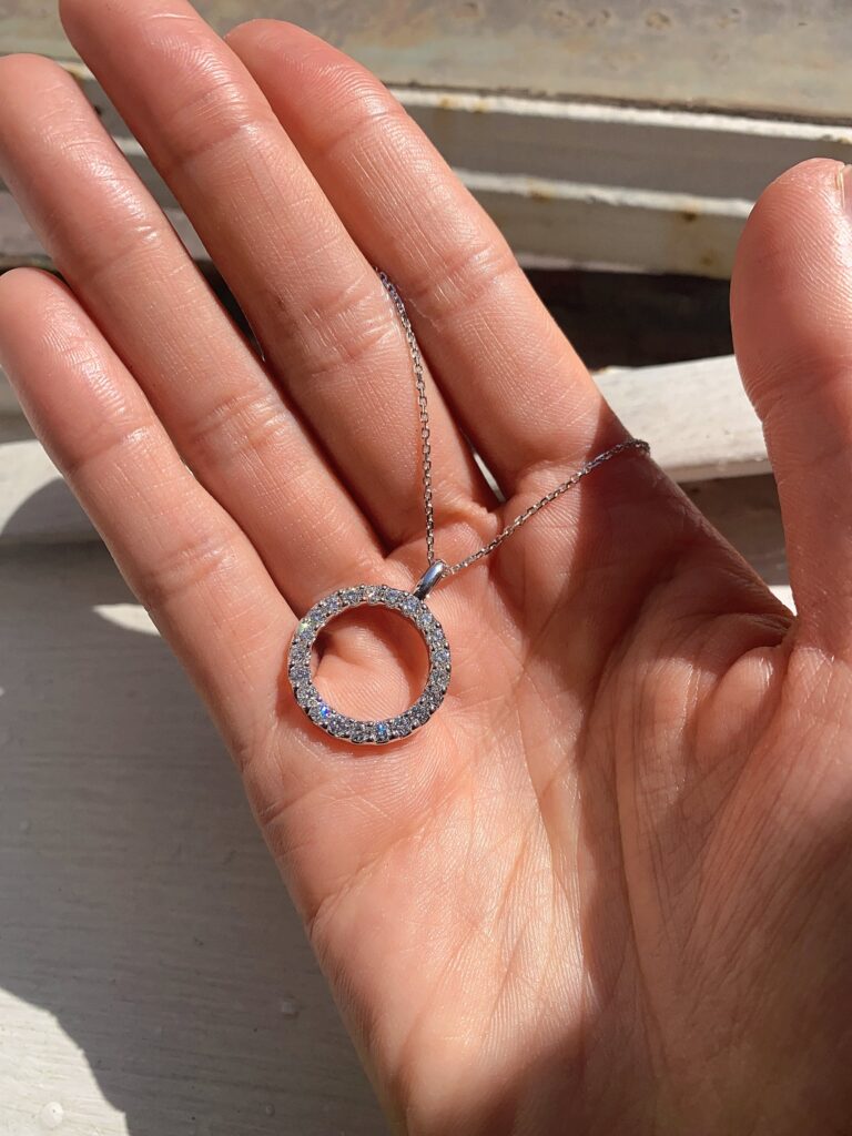 round diamond pendants perth best value