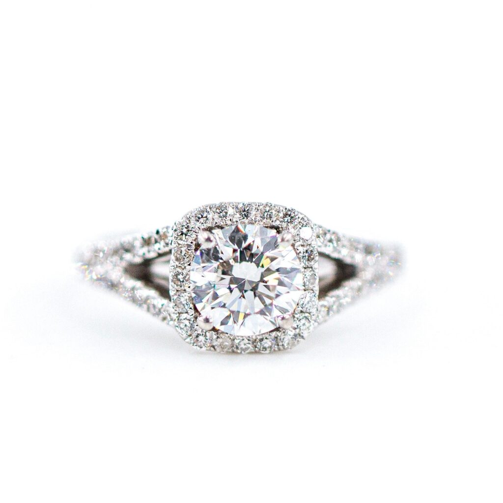 round brilliant cut diamond halo engagement rings sydney australia best price