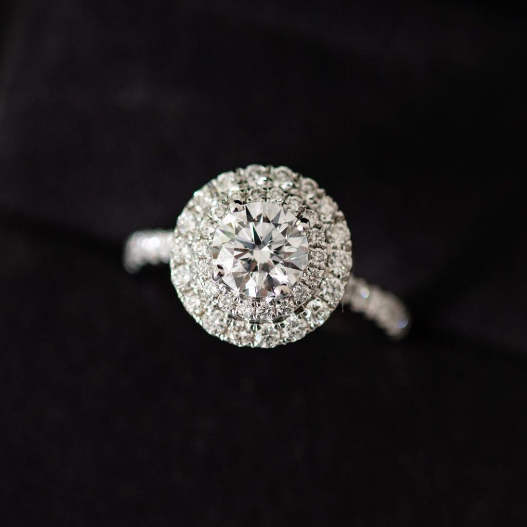 round brilliant cut diamond halo engagement rings sydney australia best price