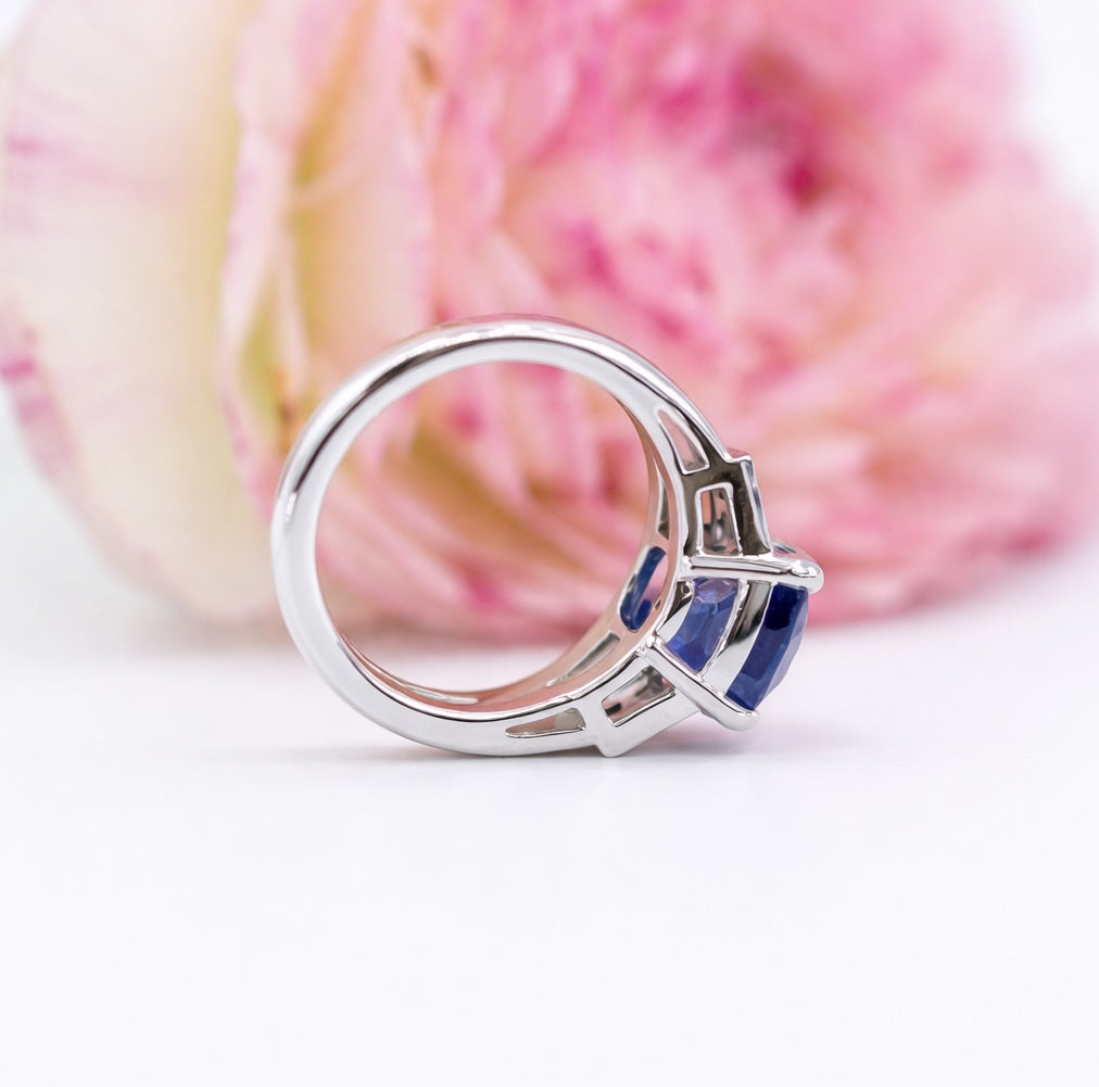 Blue Sapphire Side Diamond Ring - SPR15